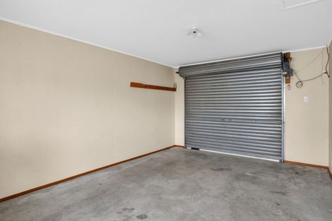 Photo of property in 41 Edgewater Parade, Waiuku, 2123