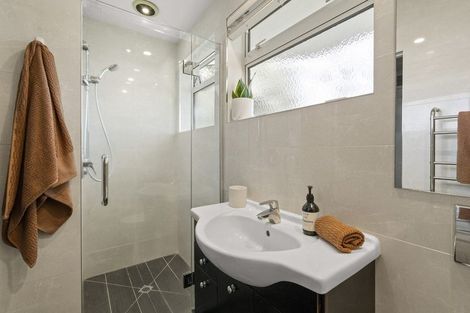 Photo of property in 37 Brookfield Terrace, Brookfield, Tauranga, 3110