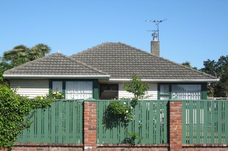 Photo of property in 9 Grimseys Road, Redwood, Christchurch, 8051