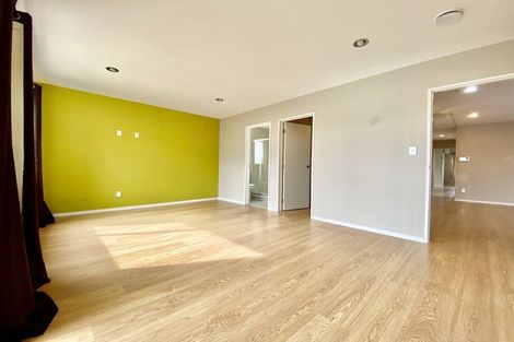 Photo of property in 65 Kerrykeel Drive, Flat Bush, Auckland, 2019