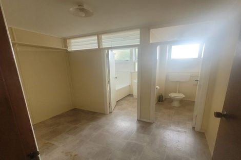 Photo of property in 19 Cook Street, Marfell, New Plymouth, 4310