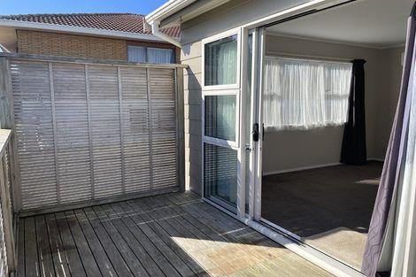 Photo of property in 96 Hutchinsons Road, Bucklands Beach, Auckland, 2014