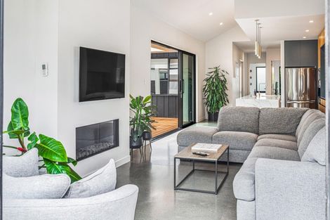 Photo of property in 3 Drovers Way, Riverhead, 0820