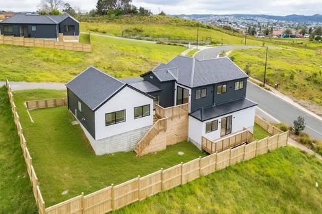 Photo of property in 30 Awanui Road, Red Beach, 0932