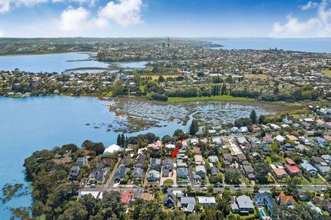 Photo of property in 80 Ngataringa Road, Devonport, Auckland, 0624