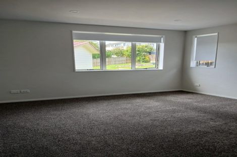 Photo of property in 44 Everglade Drive, Goodwood Heights, Auckland, 2105