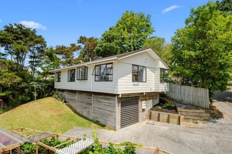Photo of property in 2/15 Flavia Close, Torbay, Auckland, 0630