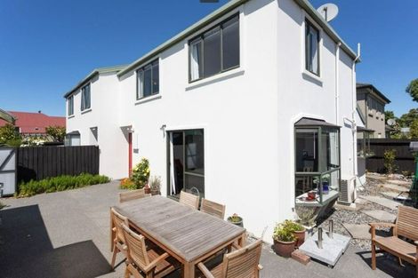 Photo of property in 325 Bealey Avenue, Edgeware, Christchurch, 8013