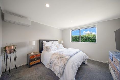 Photo of property in 17 Morewa Place, Takanini, 2112