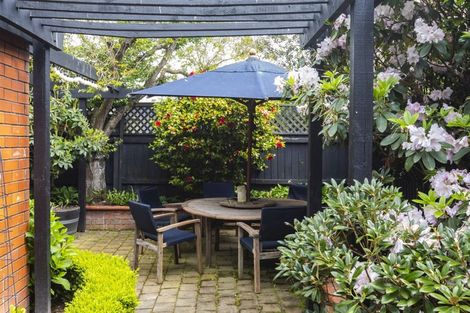 Photo of property in 2/5a Regency Crescent, Redwood, Christchurch, 8051