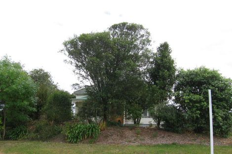 Photo of property in 48 Eskdale Road, Birkdale, Auckland, 0626