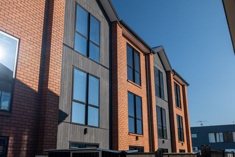 Photo of property in 8a/1 Taramea Place, Addington, Christchurch, 8024