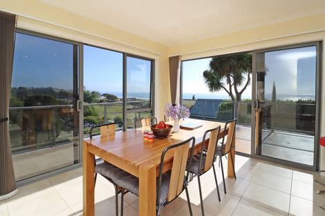 Photo of property in 11 Oakham Street, Hampden, 9410