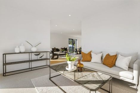 Photo of property in 3/241 Hill Road, The Gardens, Auckland, 2105
