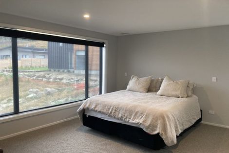 Photo of property in 30 Kirimoko Crescent, Wanaka, 9305