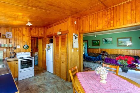 Photo of property in 185 Tasman Street, Opunake, 4616