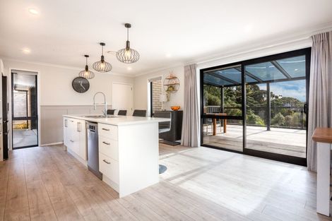 Photo of property in 27 Topsail Way, Whitby, Porirua, 5024