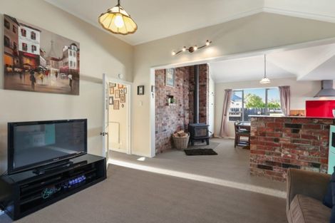 Photo of property in 16 Somerfield Street, Somerfield, Christchurch, 8024