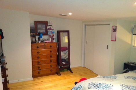 Photo of property in Las Olas De Cuba, 13/35 Torrens Terrace, Mount Cook, Wellington, 6011