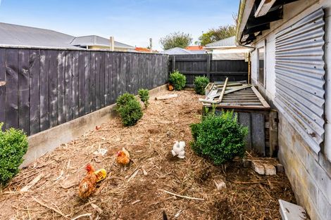 Photo of property in 15 Lear Street, Stratford, 4332