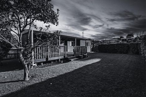 Photo of property in 29 Tirimoana Road, Te Atatu South, Auckland, 0602