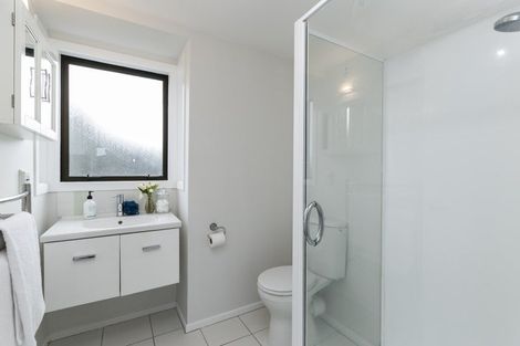 Photo of property in 45a Satara Crescent, Khandallah, Wellington, 6035