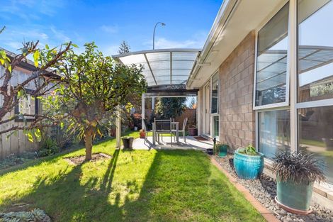 Photo of property in 27 Allington Place, Bethlehem, Tauranga, 3110
