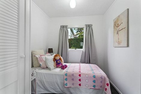 Photo of property in 2/105 Don Buck Road, Massey, Auckland, 0614