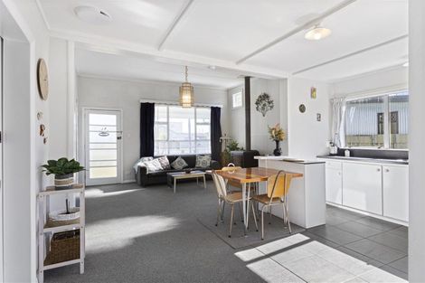 Photo of property in 59 Romilly Street, Westport, 7825