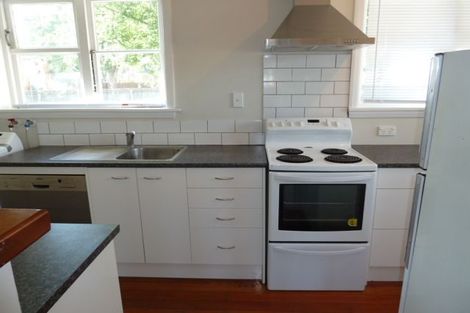 Photo of property in 8 Paeroa Street, Riccarton, Christchurch, 8041