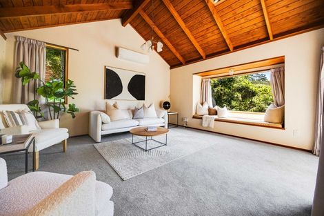 Photo of property in 163 Browns Bay Road, Browns Bay, Auckland, 0630