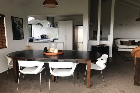 Photo of property in 72 Pauanui Beach Road, Pauanui, Hikuai, 3579