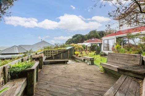 Photo of property in 7b Coventry Close, Ascot Park, Porirua, 5024