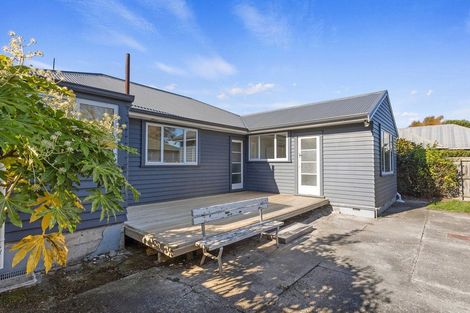 Photo of property in 1/197 Main North Road, Redwood, Christchurch, 8051