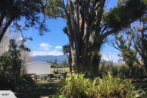 Photo of property in 138 Snodgrass Road, Westport, 7892