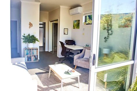Photo of property in 262 Lakes Boulevard, Pyes Pa, Tauranga, 3112