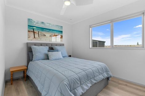 Photo of property in 6a Takahe Place, Mangawhai, 0505
