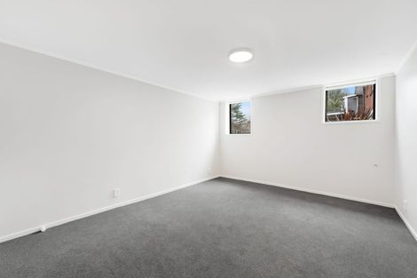 Photo of property in 194 Don Buck Road, Massey, Auckland, 0614