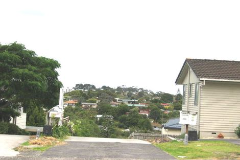 Photo of property in 1/5 Erica Road, Sunnynook, Auckland, 0620