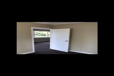 Photo of property in 15 Waitakere Road, Waitakere, Auckland, 0816