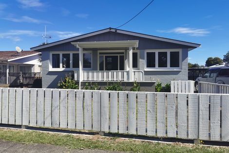 Photo of property in 35 Alexander Avenue, Onekawa, Napier, 4110
