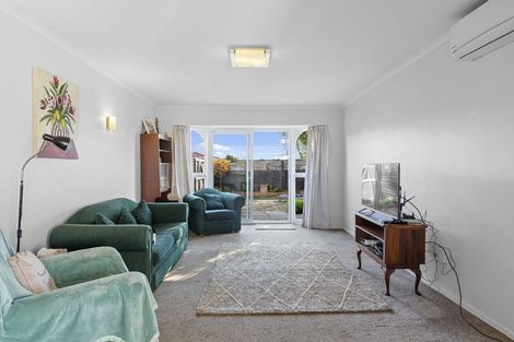 Photo of property in 1/26 Apollo Place, Papanui, Christchurch, 8052