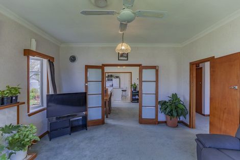 Photo of property in 2070 State Highway 2, Waipukurau, 4285