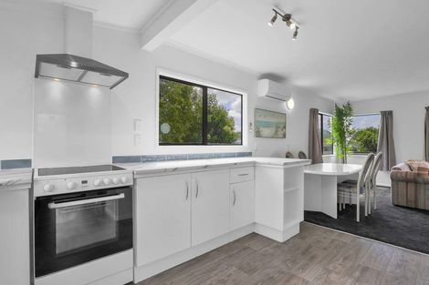 Photo of property in 15 View Road, Waiuku, 2123