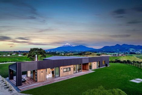 Photo of property in 29 Washer Road, Omata, New Plymouth, 4374