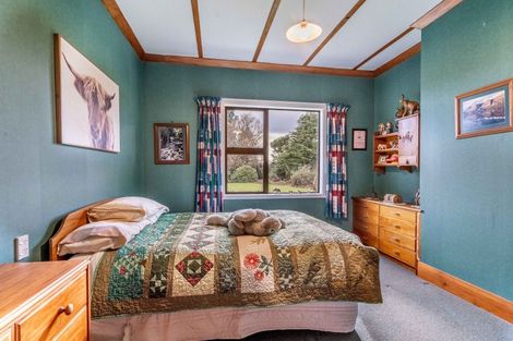 Photo of property in 449 Fraser Road, Lochiel, Winton, 9781