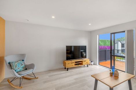 Photo of property in 12 Parenga Lane, Kumeu, 0810