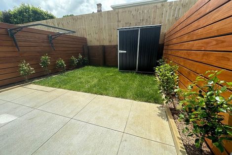 Photo of property in 17 East Street, Petone, Lower Hutt, 5012