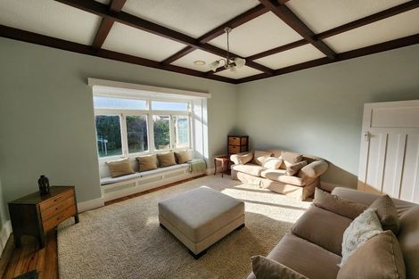 Photo of property in 14 Lake Road, Devonport, Auckland, 0624