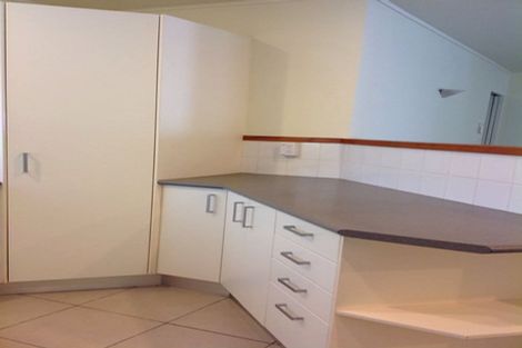 Photo of property in 299a Great North Road, Henderson, Auckland, 0612